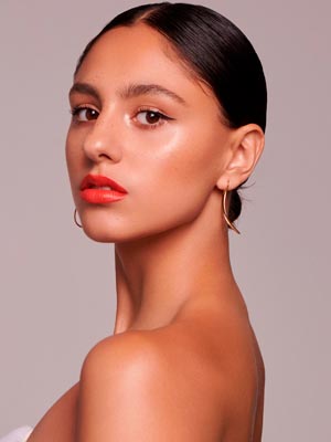 Рианна Баррето в роли Рани Рековски